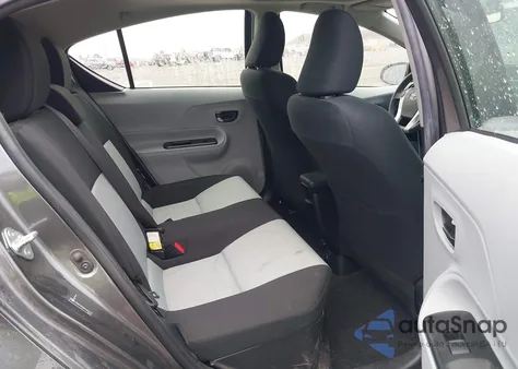 2013 Toyota Prius C Three from USA, damaged, VIN JTDKDTB36D1042730